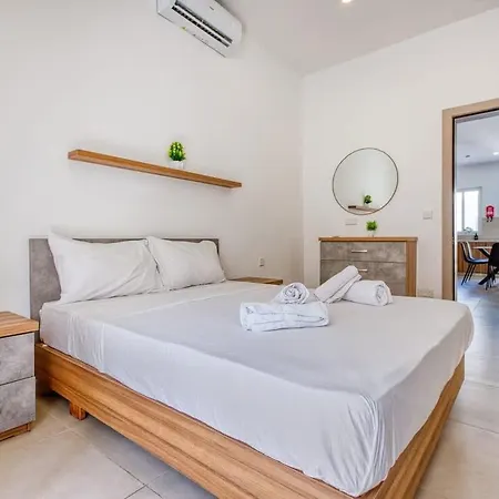Ta Xbiex With Balcony Close To Seafront Сasa de vacaciones Santa Vennera