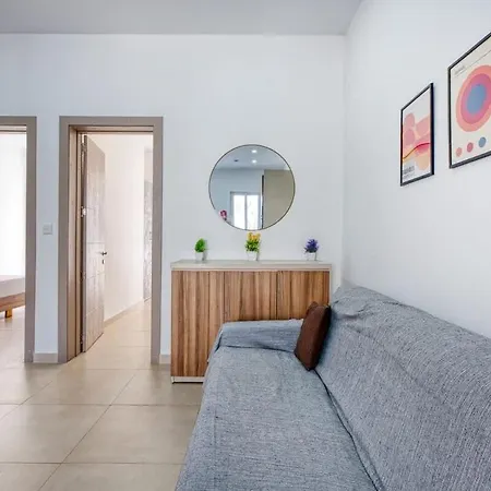 Ta Xbiex With Balcony Close To Seafront Feriehus *